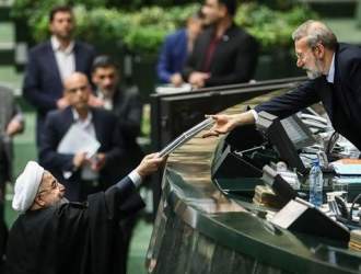 روحانی فردا بودجه 99 را به مجلس می‌برد