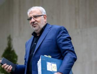 وزیر نفت: مصرف سوخت مازوت در تهران نداریم