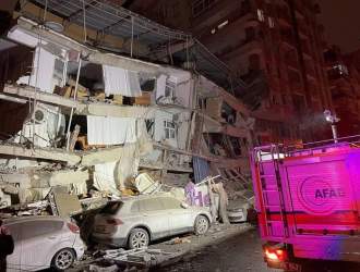 سازمان جهانی بهداشت: شمار قربانیان زلزله در ترکیه و سوریه ممکن است به ۸ برابر برسد