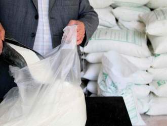 نتیجه ی حمایت دولت از چغندرکاران منجر به کاهش 47 درصدی واردات شکر شد